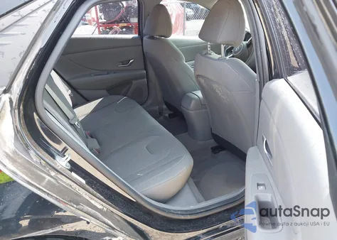 2022 Hyundai Elantra Sel from USA, damaged, VIN KMHLM4AG9NU241684